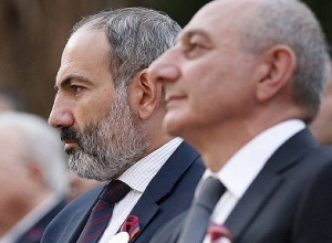 Никол Пашинян поздравил Бако Саакян с днем рождения