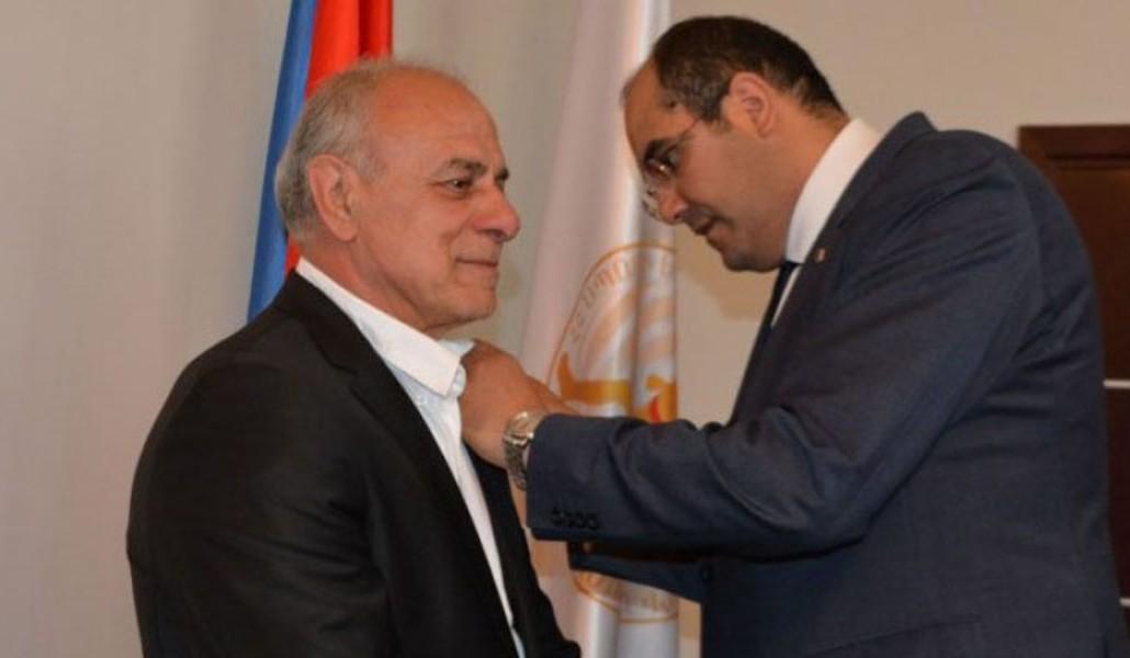 a1+hunahromeakan 2.09.