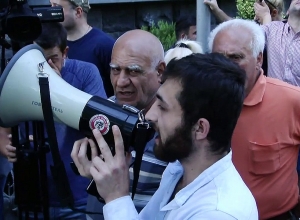 ՍԴ-ն իրավունք չունի ինչ-որ մեկին բաց թողնի կամ պահի. ակտիվիստ