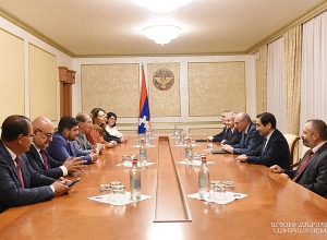 Бако Саакян принял депутатов Национального собрания Франции