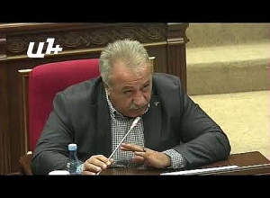 Приветствую Вашу любовь к животным: Сасун Микаелян – Наире Зограбян