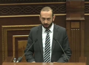 Арарат Мирзоян – о ситуации вокруг КС