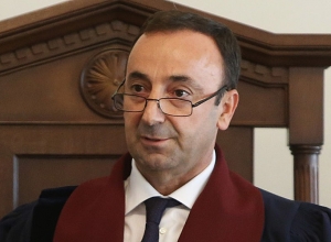 Hrayr Tovmasyan has video-call conversation with Gianni Buquicchio