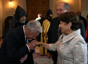 «Սուրբ Էջմիածնում առնչվում ես հոգևոր Հայաստանին». Արմեն Սարգսյան