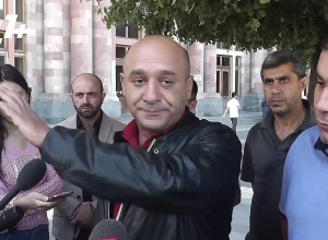 Ընգել են սպայի վրա, ասել են՝ արա մի խփեք, մեռավ․ ակցիա Վայոց Ձորի ծեծկռտուքի  առթիվ