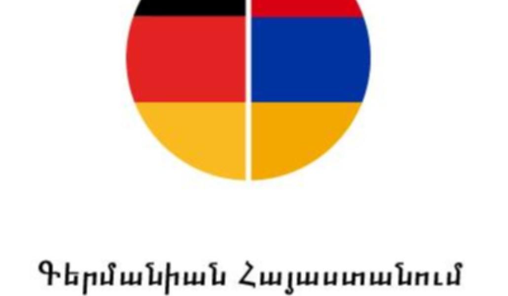 7657_1697848123764401_3823472547943392636_n