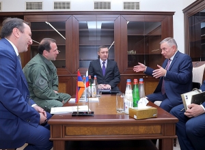 Д. Тоноян принял начальника Главного управления международного военного сотрудничества МО РФ