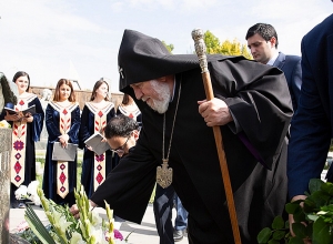 «Կոմիտաս վարդապետը հավիտենության մեջ դրեց մեր երգը»․ լուսանկարներ