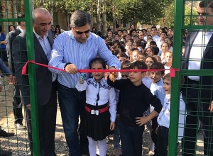 Արթուր Վանեցյանի մասնակցությամբ Վայոց Ձորում ֆուտբոլի դաշտեր են բացվել
