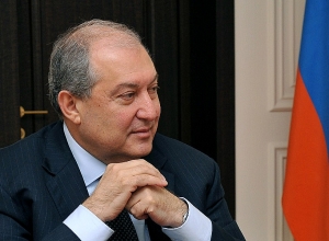 Армен Саркисян направил поздравительное послание президенту Анголы