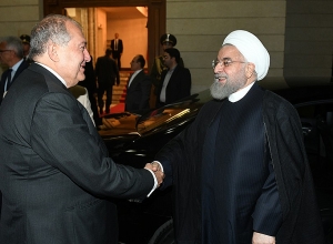 Армен Саркисян принял президента Ирана Хасана Рохани