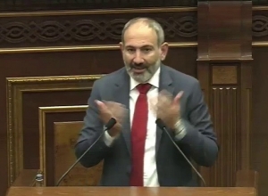 Ի՞նչ պատասխանեմ քաղաքացու հարցին․ Ուրիխանյանը՝ Փաշինյանին