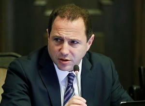 Давид Тоноян отбыл в Москву