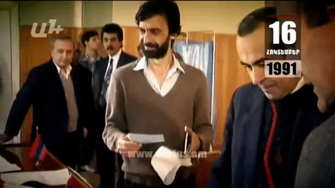 Календарь: 16-е октября: Левон Тер-Петросян стал президентом