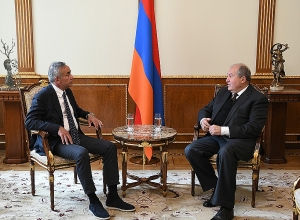 Президент Саркисян принял лорда Дарзи