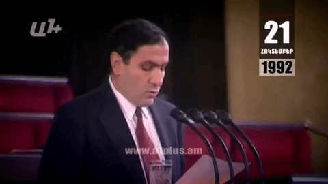 Օրացույց. 21-ը հոկտեմբերի. Լեւոն Տեր-Պետրոսյանն ամփոփում է իր նախագահության մեկ տարին