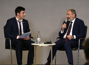 Ստեփանավանից 11-րդ դասարանցի Էդիկ Նազարյանի հետ զրուցում ենք կրթության ոլորտի հարցերի շուրջ․ Նիկոլ Փաշինյան