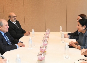 Президент Саркисян встретился с президентом Грузии