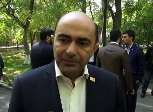 Նաիրի Հունանյանն ուզում է օգտվել այսօրվա իրավիճակից․ Էդմոն Մարուքյան