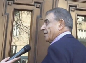 Արա Բաբլոյանին մեղադրանք է առաջադրվում. Փաստինֆո