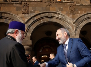 Վարչապետ Նիկոլ Փաշինյանն այցելել է Մայր Աթոռ Սուրբ Էջմիածին