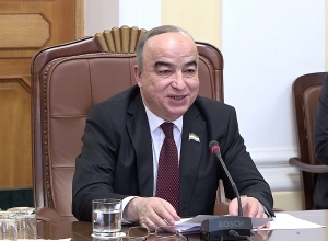 Արարատ Միրզոյանը հանդիպել է Տաջիկստանի խորհրդարանի նախագահ Շուկուրջոն Զուխուրովի հետ