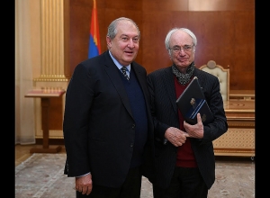 «Հայրենիքին մատուցած ծառայությունների համար»1-ին աստիճանի շքա­նշա­ն է ստացել կոմպոզիտոր Մանսուրյանը.