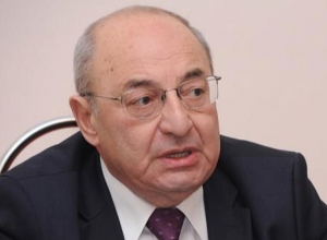 Вазген Манукян выходит из Общественного совета