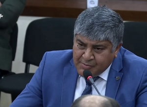 1 տարի լռել եմ, բայց ասեմ. սա հարիր չէ Ձեզ, կնոջ հետ խոսելու այս բանաձևը, բամբասանքներ, սուտ է...