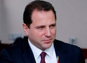 Делегация во главе с министром обороны РА находится в Кыргызстане