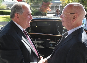 Армена Саркисяна пригласили на 50-ю ежегодную встречу Давосского форума