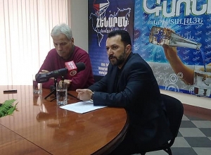 Մեկ ամսում չես կարող զինվոր պատրաստել․ Վազգեն Սիսլյանը՝ Հայկ Սարգսյանի օրինագծի մասին