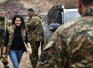 Анна Акопян пригласила Мехрибан Алиеву в Арцах