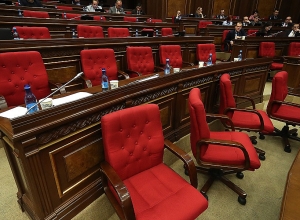 Гагик Царукян более не возглавляет список больше всех отсутствовавших депутатов