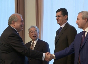 Նախագահ Արմեն Սարգսյանը հյուրընկալել է Տակեո Կանադեին