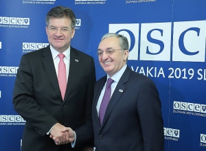 Зограб Мнацаканян встретился с действующим председателем ОБСЕ