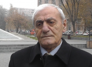 Это было против государственного деятеля, а не мыслителя: публицист о покраске памятника Грибоедову