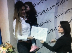 Մանկատան շրջանավարտները բնակարանի վկայագրեր ստացան