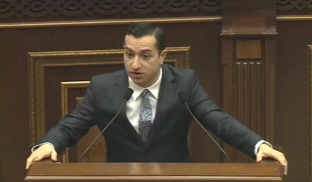 Մխիթար Հայրապետյան