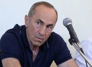 Оглашается решение суда об освобождении Роберта Кочаряна под залог: ПРЯМОЙ ЭФИР