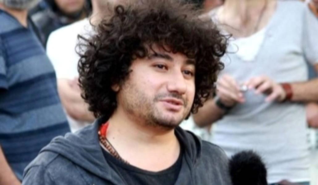 azoyan