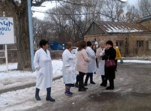 Բողոքի ցույց Մարալիկում. Փակել են Գյումրի-Երևան ճանապարհը․ Առավոտ