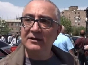 Акция сторонников владельца ТК «5-й канал» А. Тавадяна в прямом эфире