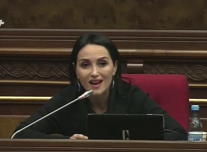 Քաղաքական հայացքը նշանակություն է ունեցել արվեստագետին մրցանակ տալու հարցում