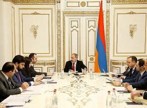 Обсуждения предусмотренных программ и мероприятий