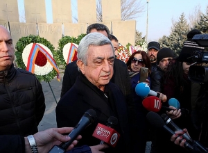 Սերժ Սարգսյանը շնորհավորել է Բանակի օրը