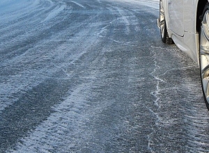 На автомобильных дорогах - туман