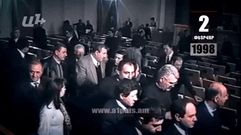Օրացույց. 2-ը փետրվարի . Առնետները լքում են խորտակվող «Հանրապետությունը». թավշյա հեղափոխություն