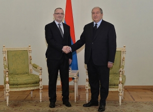 Посол Словении вручил верительные грамоты президенту Армену Саркисяну