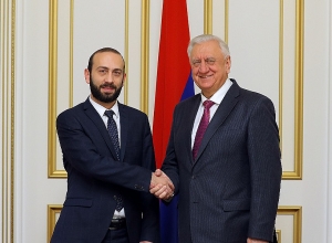 Арарат Мирзоян принял делегацию во главе с председателем коллегии Евразийской экономической комиссии